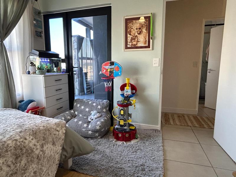 To Let 2 Bedroom Property for Rent in Sandown Western Cape